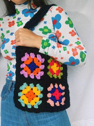 Granny squares tote bag - Realm Designs - Image 2