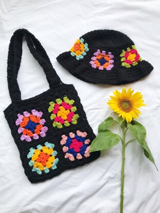 Granny squares tote bag - Realm Designs - Image 5