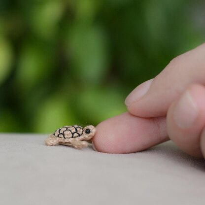 FREE Mini Turtle - Valeriia Tomashova - Image 2