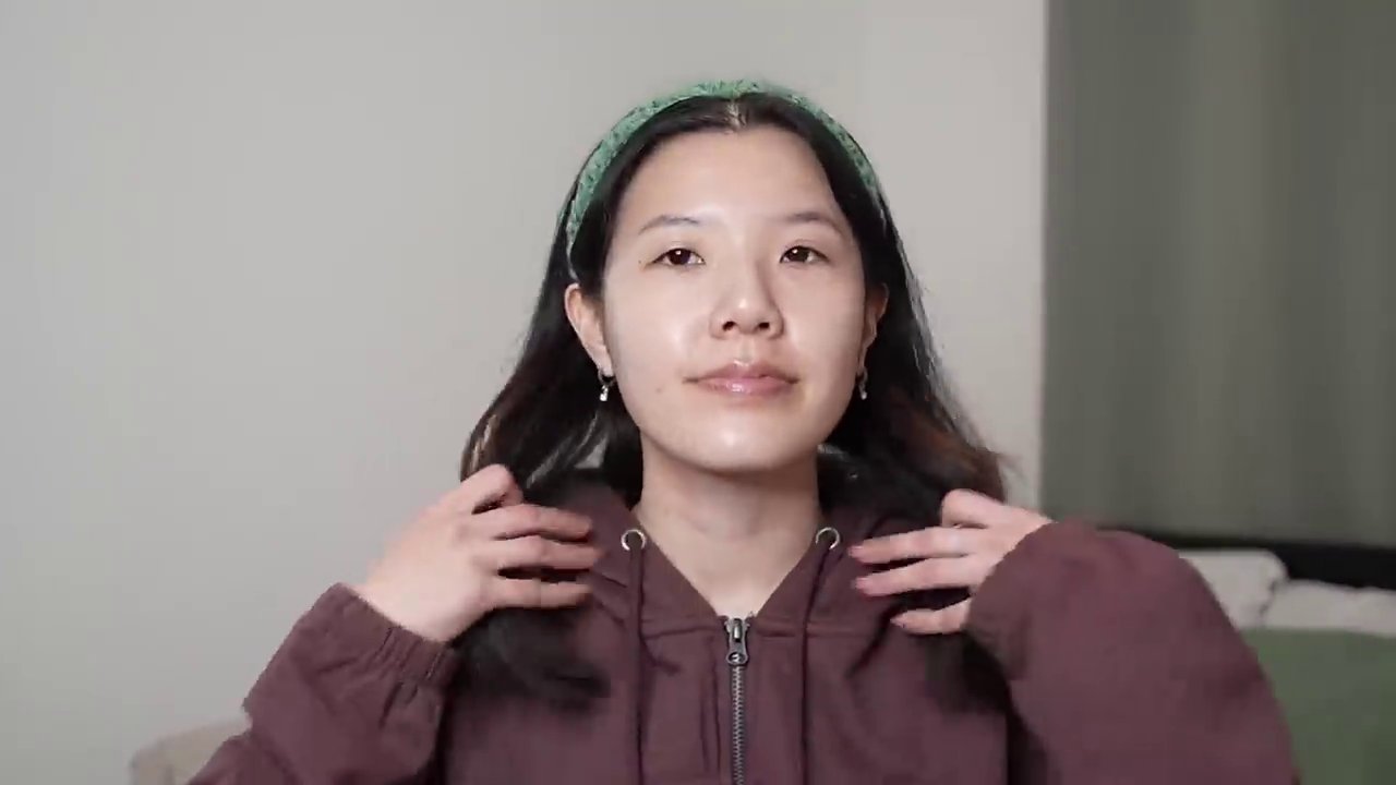 Craft a Stylish Mesh Hairband in Just 10 Minutes: A Free Crochet Pattern