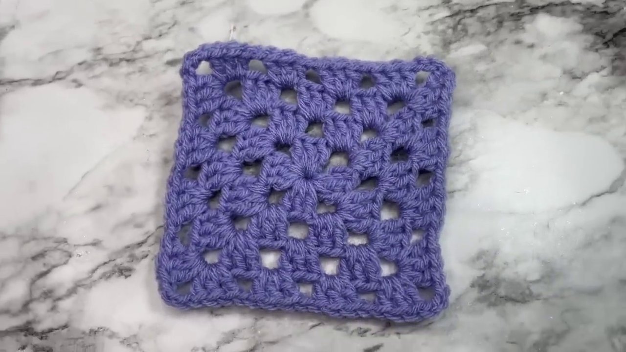 Master the Classic Granny Square: A Beginner’s Step-by-Step Crochet Tutorial