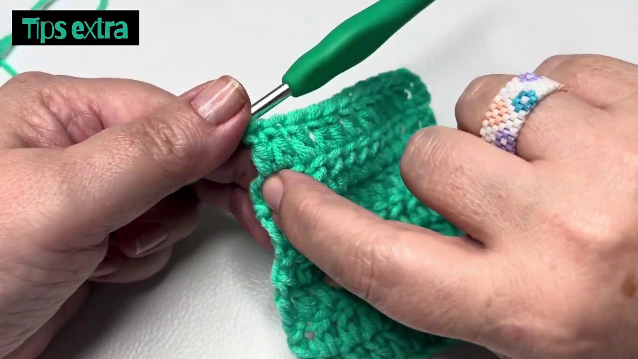 Three swatches side by side, each labeled with the method used, showing the resulting edges.